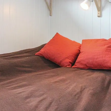 Five-bedroom In Holiday home Matre
