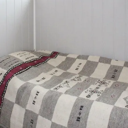 Five-bedroom In Holiday home *